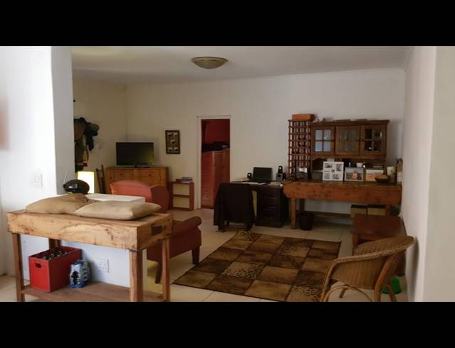 1M² BED & BREAKFAST FOR SALE IN WATERFALL